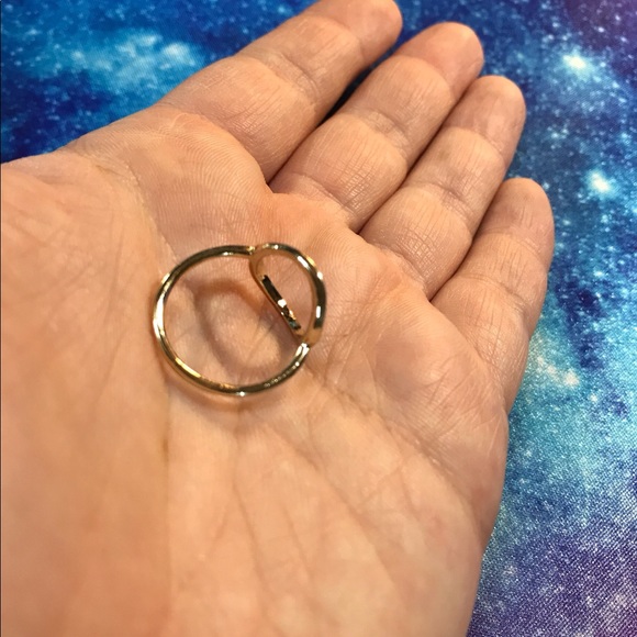 NEW!💙💎💛MODERN! MINIMALIST GOLDEN RING!💛💎💙6.5 - Picture 6 of 8